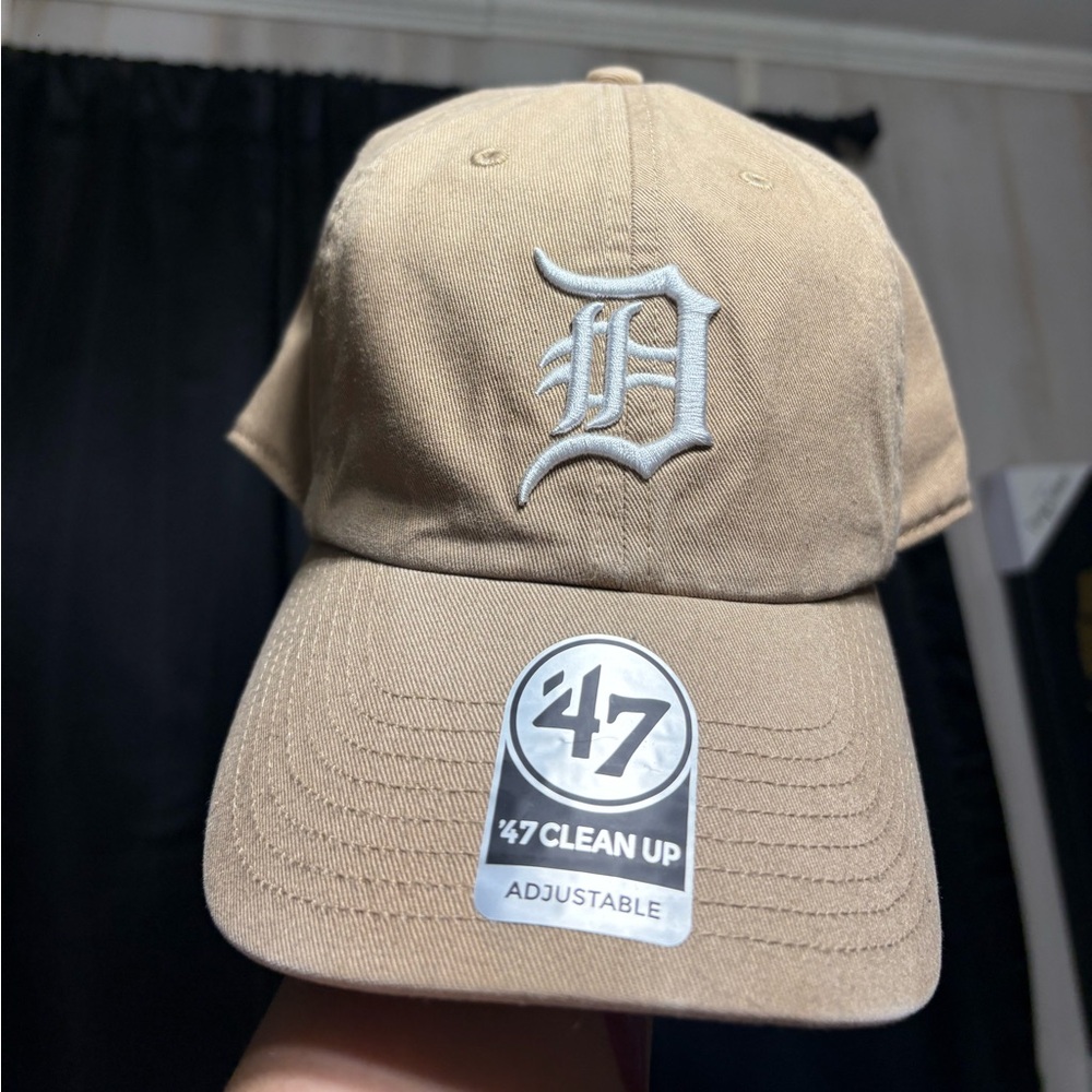 47 Brand Beige Detroit Cap with White Logo
